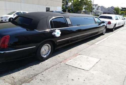 imagen de Limosinas Para Bodas, Quinces, Eventos Y Mas!_1