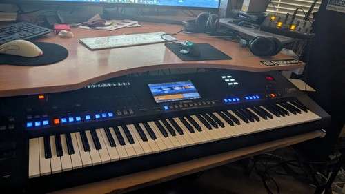 imagen de Yamaha Genos2 76-Key Workstation Keyboard _1