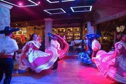 imagen de Hotel Playa Los Arcos Fiestas Tematicas_2