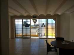 imagen de RENTA LOCAL COMERCIAL EN CORREGIDORA, QUERETARO._2