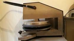imagen de Prensa para pizzas.batidora Hobart de 20qt.y lam._2