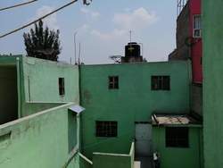 imagen de SE VENDE PROPIEDAD CON DEPARTAMENTOS_2