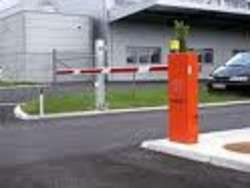 imagen de barreras para estacionamiento FAAC 615, 620,640_2