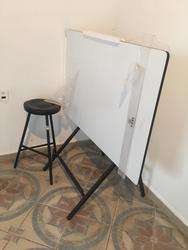 imagen de Urge vender Restirador blanco impecable_2