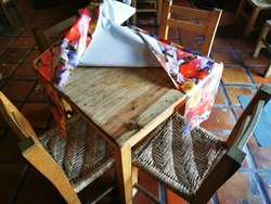 imagen de 7 mesas, 28 sillas, excelentes condiciones! _2