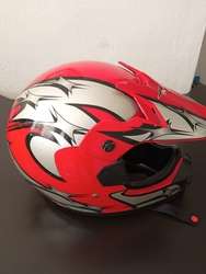 imagen de CASCO MARCA CAN_2