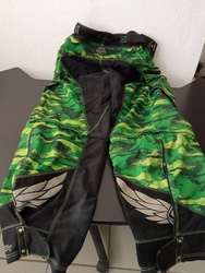 imagen de PANTALON CAMUFLAJEADO_2