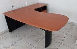 imagen de VENDO ESCRITORIO PROFESIONAL _2