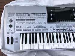 imagen de Yamaha Tyros5, Yamaha PSR Sx 700_2