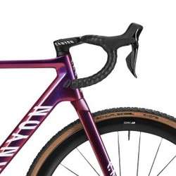 imagen de 2024 Canyon Inflite CFR Di2 Team Road Bike_2