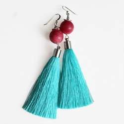 imagen de Aretes de verano con fleco turquesa y rodonita_3