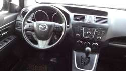 imagen de Minivan Mazda 5 con 3 filas _3