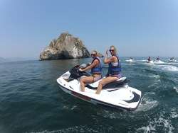 imagen de TOUR EN MOTO ACUATICA CON SNORKEL_3