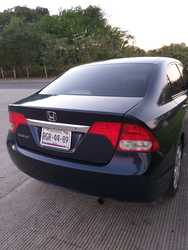 imagen de Hermoso Honda Civic 2010_3