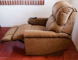 imagen de Sillon elevador electrico LAZBOY_3