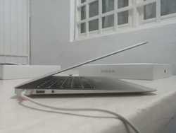 imagen de Laptop MAC Aeirbook_3