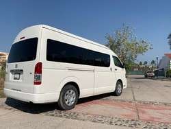 imagen de VAN TOYOTA HIACE (2018)  2.7 A/C 15 PASAJEROS_3