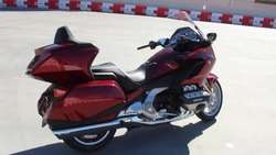 imagen de 2018 HONDA GOLDWING TOUR AUTOMATIC DCT_3
