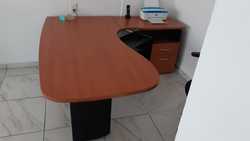 imagen de VENDO ESCRITORIO PROFESIONAL _3