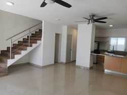 imagen de CASA SIN MUEBLES FRACC. EL ROBLE _3
