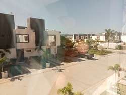 imagen de Casa en renta en coto con alberca _3