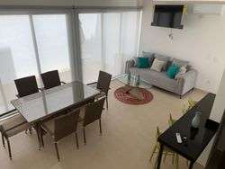 imagen de Amplia Casa en Renta /Spacious House for rent_3