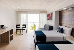 imagen de Junior Vista al mar con balcón_3