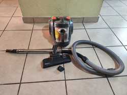 imagen de Aspiradora Koblenz Canister_3