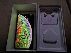 imagen de Apple iPhone XS Max 256GB Unlocked == $650_4