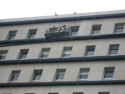 imagen de RENTA DE ANDAMIOS, HAMACAS Y PIES DERECHOS_4