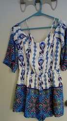 imagen de BAZARES Y REVENDEDORES, ROPA EN BUEN ESTADO _4