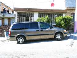 imagen de camioneta ventur 6 plazas 2003_4