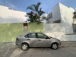 imagen de Ford Fiesta IKON 2011_4