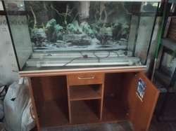 imagen de Vendo acuario completo 360 litros_4