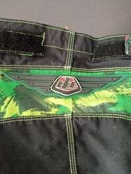 imagen de PANTALON CAMUFLAJEADO_4