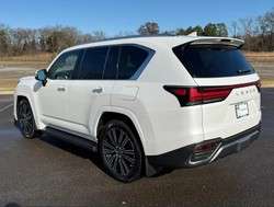 imagen de 2023 Lexus LX600 4WD Full Options 16,200KM_4