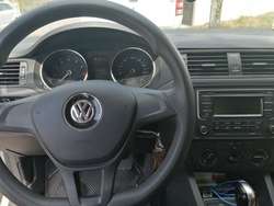 imagen de Jetta 2.0 de 2015_5