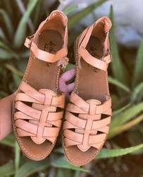 imagen de Calzado artesanal La Santa Art_5