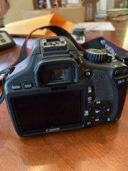 imagen de Canon EOS Rebel T2i Digital SLR Camera wmm/40mm_5