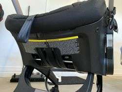 imagen de Doona All-in-One-Infant-Black-Car-Seat and Strolle_5