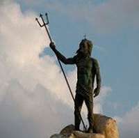 Logo de Plaza Neptuno