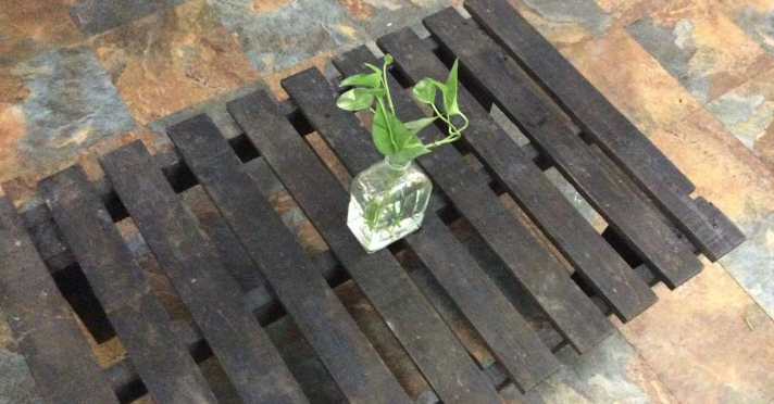 Portada de Madera Metal Minimalista