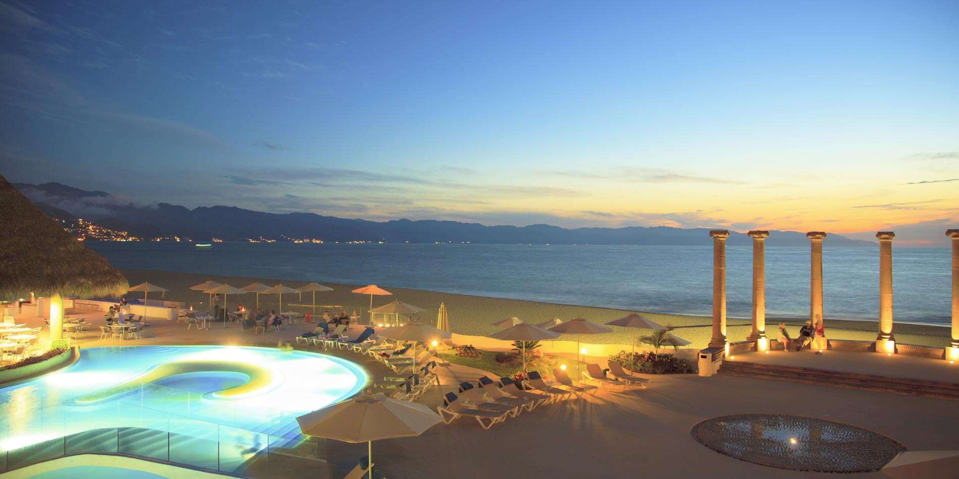 Portada de Hotel Krystal 