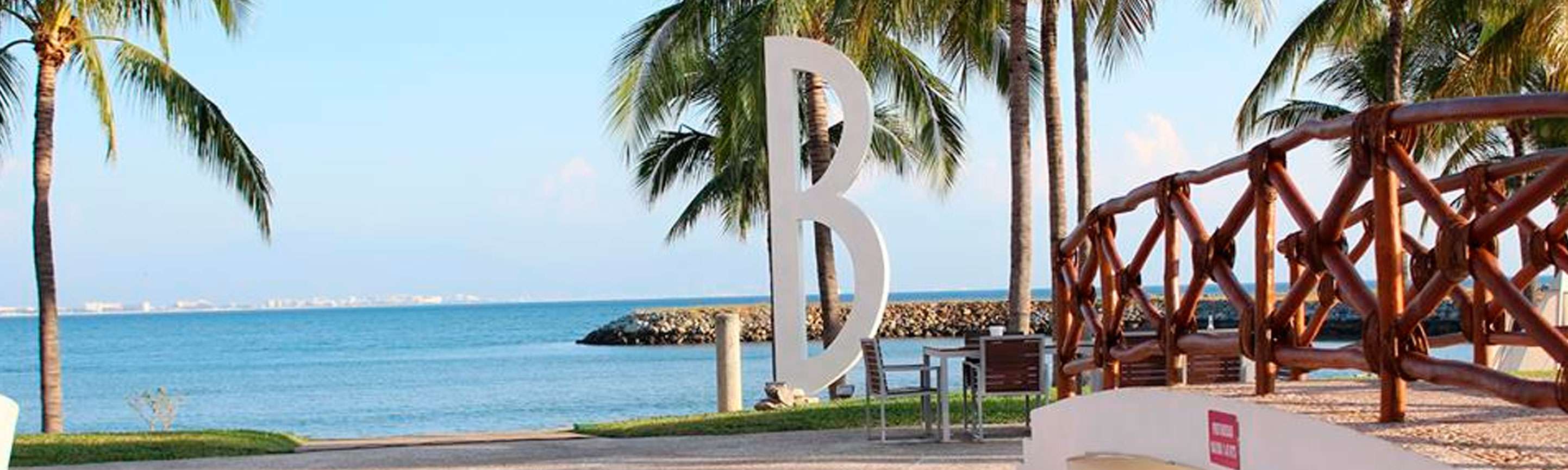 Portada de Hotel B Nayar 