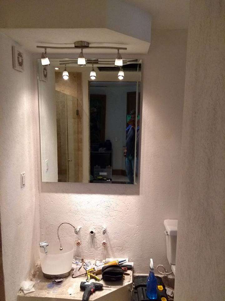 Portada de Vidrios y Aluminios Pacifico